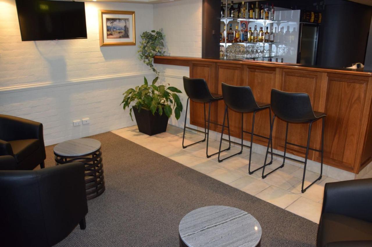 Best Western Coachman'S Inn Motel Батърст Екстериор снимка