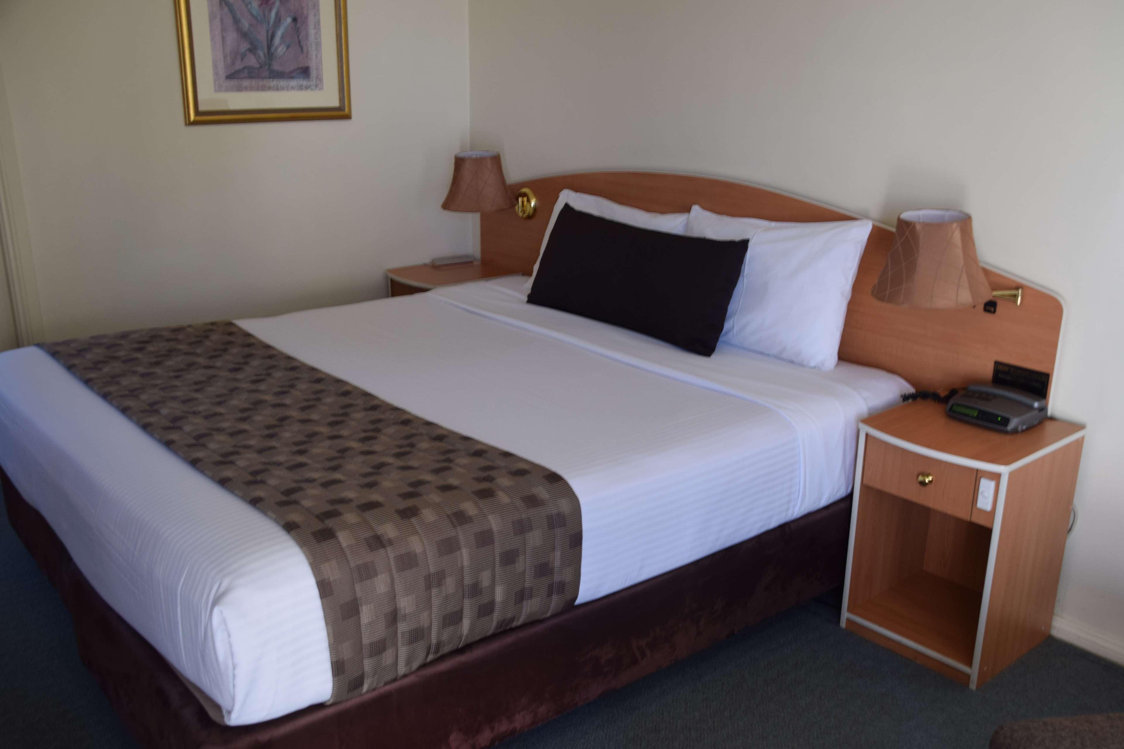 Best Western Coachman'S Inn Motel Батърст Екстериор снимка