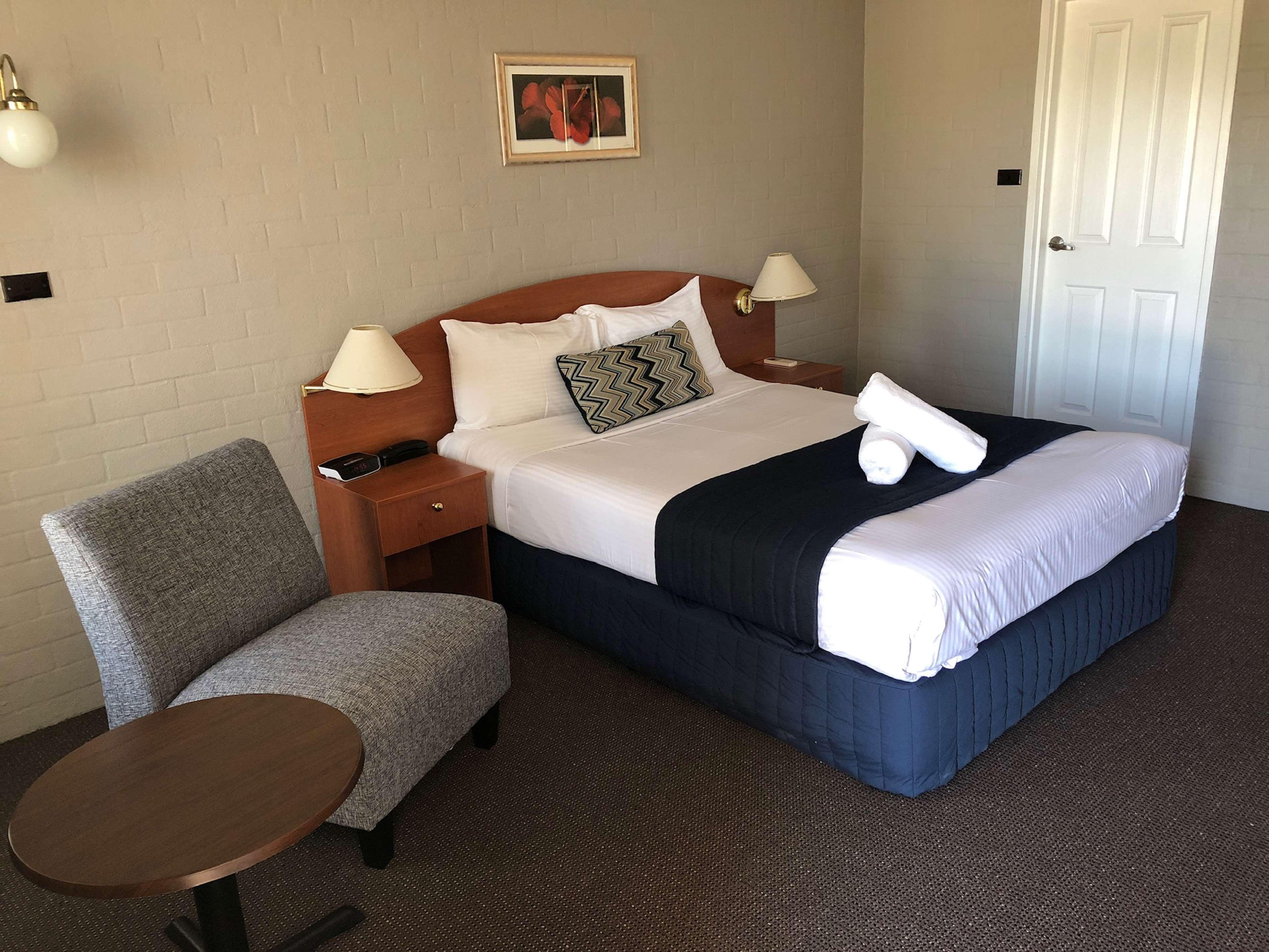 Best Western Coachman'S Inn Motel Батърст Екстериор снимка